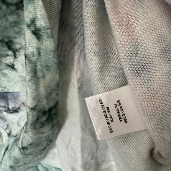 Live and Let Live Women’s XL Tie Dye Pullover Sweater - Picture 3 of 5